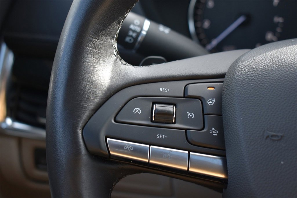 Used 2022 Cadillac XT4 Premium Luxury image 17