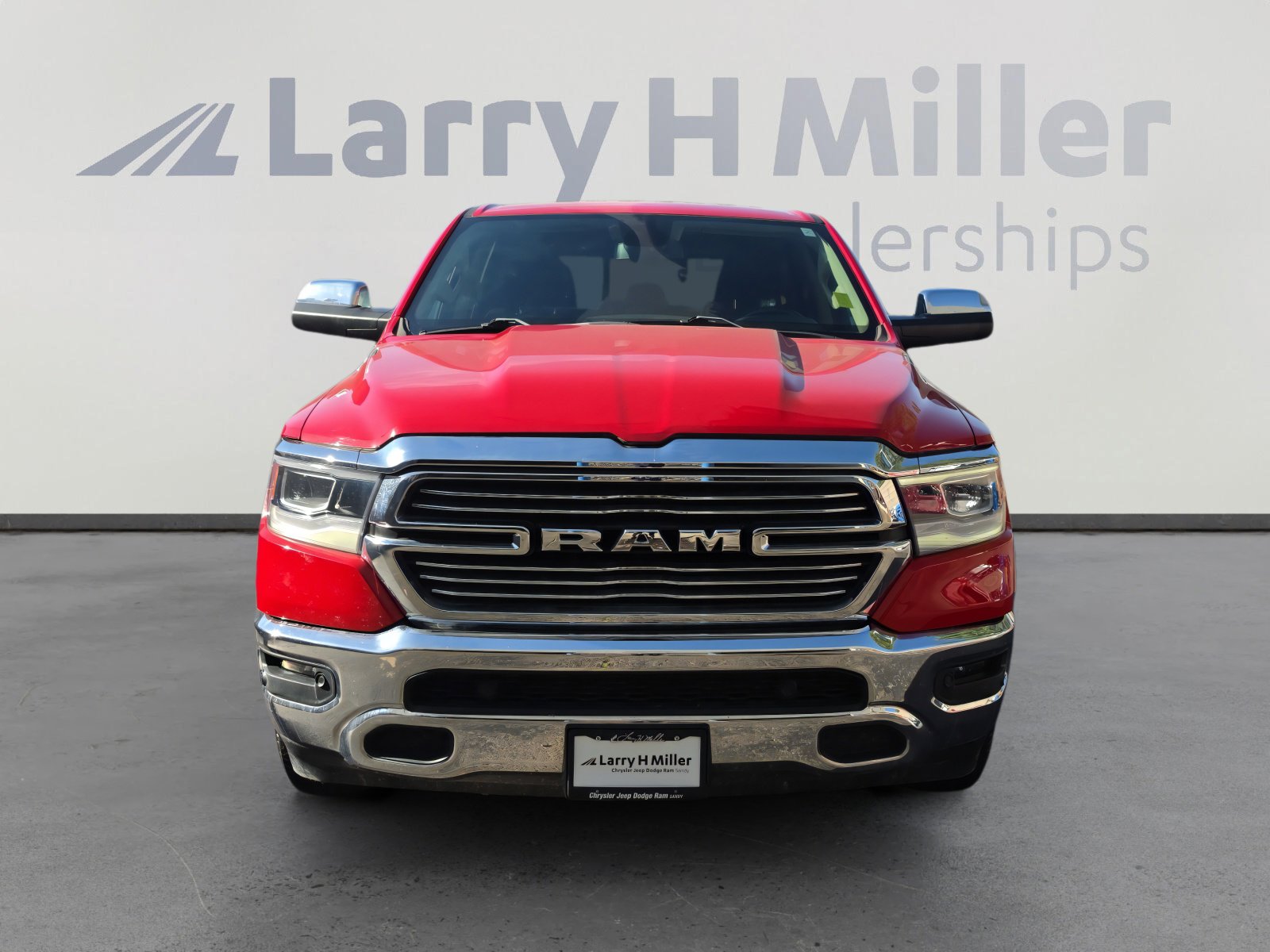 Used 2019 RAM 1500 Laramie AWD/4WD image 8