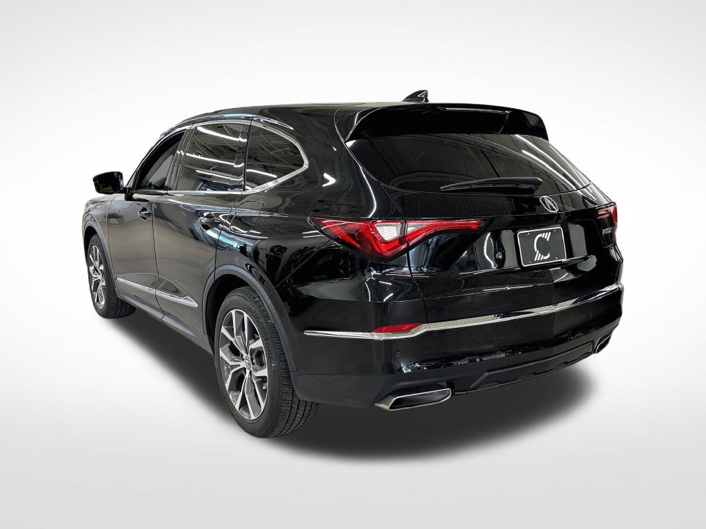 Used 2024 Acura MDX w/ Technology Package FWD image 3