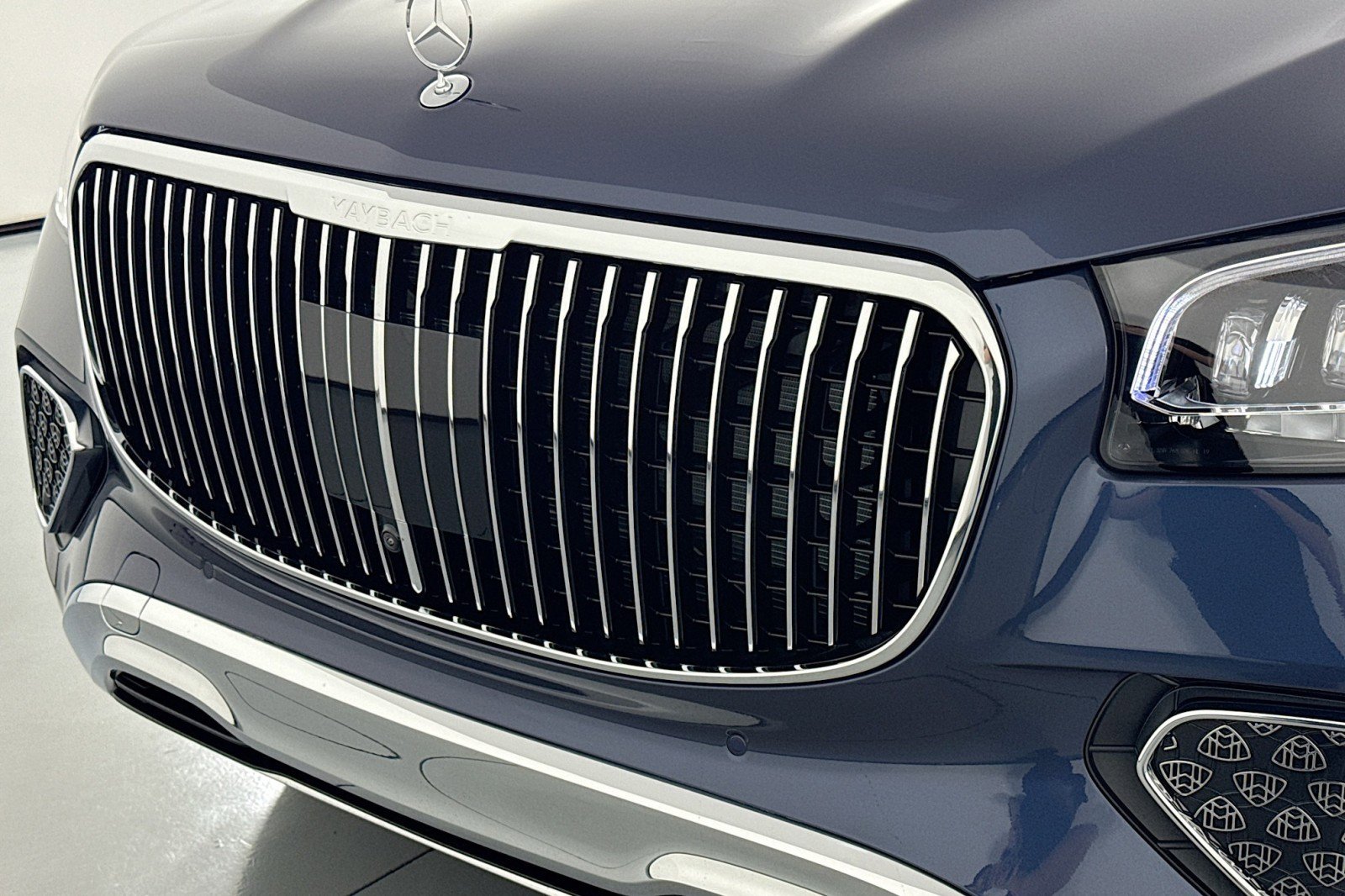 New 2026 Mercedes-Benz Maybach GLS 600 4MATIC image 15