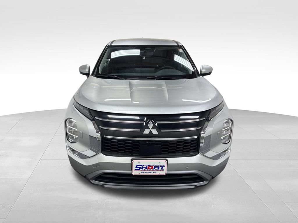 Used 2025 Mitsubishi Outlander AWD video 2