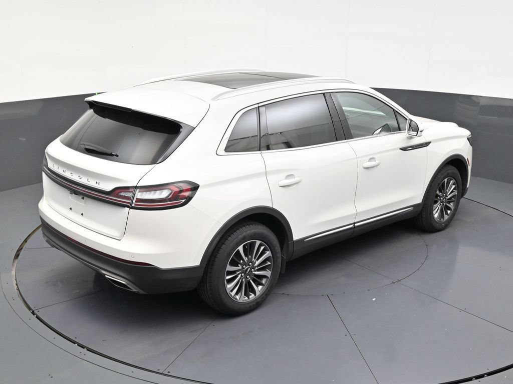 Used 2023 Lincoln Nautilus Reserve FWD image 16
