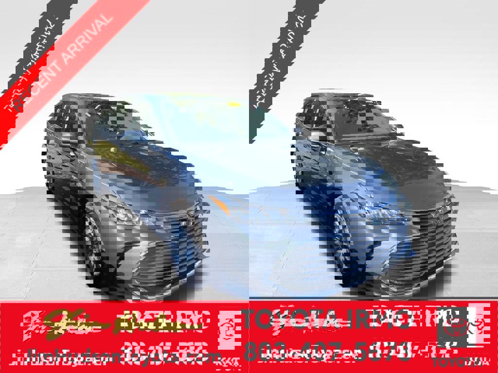 Used 2021 Toyota Avalon XLE w/ Moonroof Package FWD image 1