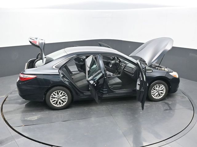 Used 2016 Toyota Camry LE image 72
