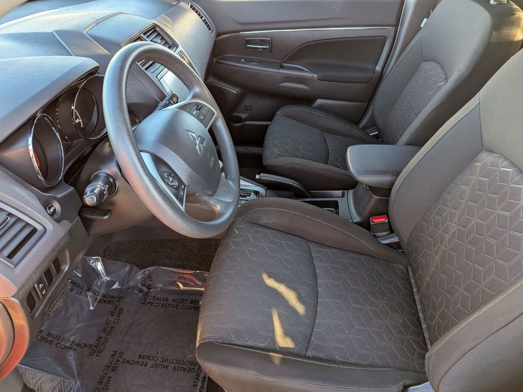Used 2023 Mitsubishi Outlander Sport ES image 14