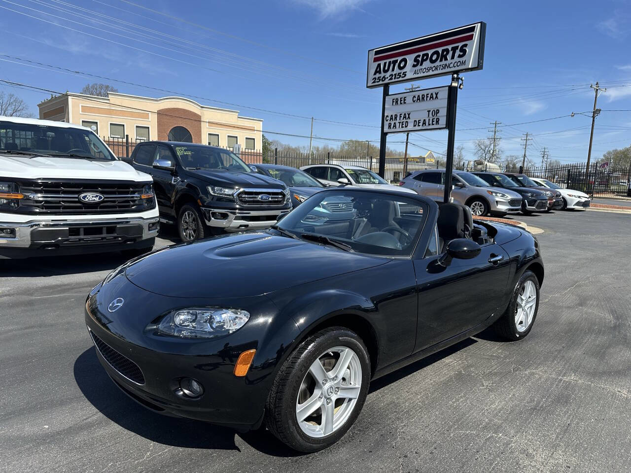 Used 2008 MAZDA MX-5 Miata Sport image 11
