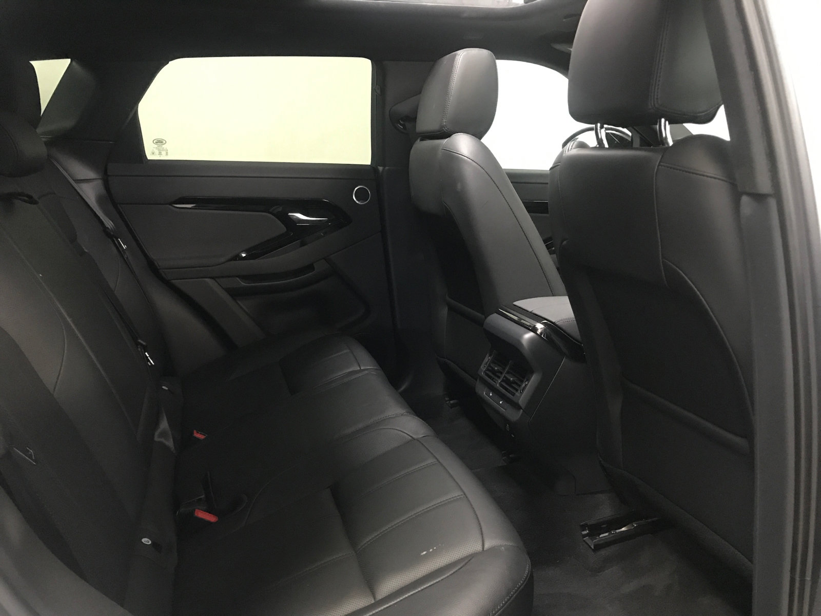 Used 2024 Land Rover Range Rover Evoque S AWD/4WD image 12
