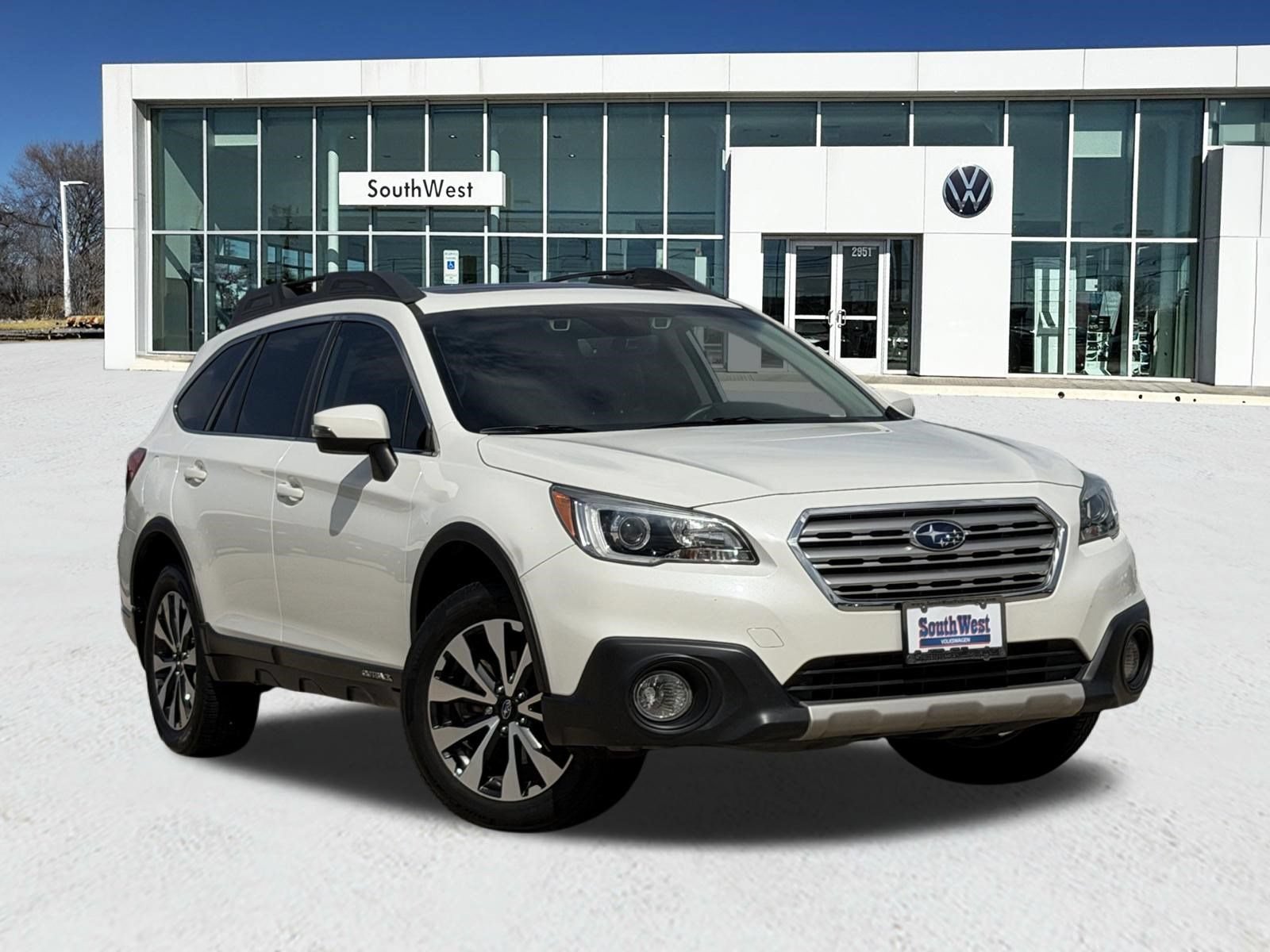 Used 2017 Subaru Outback 2.5i Limited AWD/4WD image 1