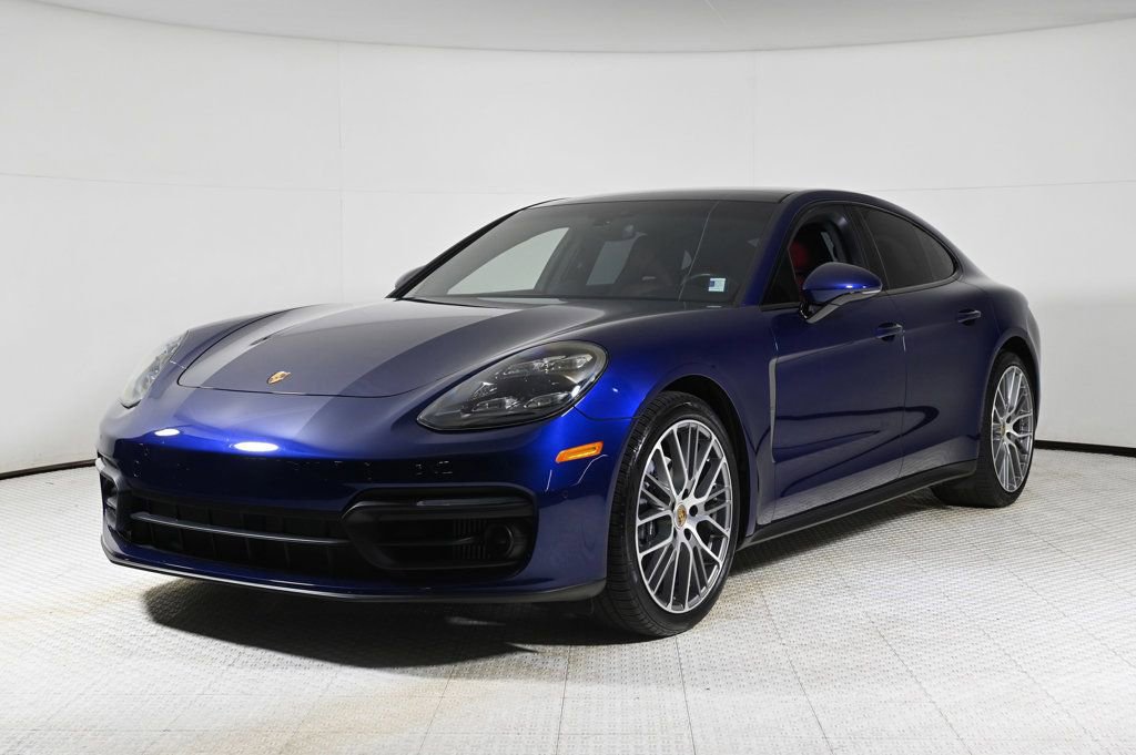 Certified 2023 Porsche Panamera Platinum Edition image 1