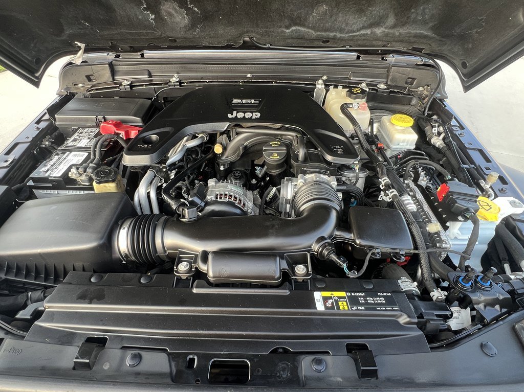 Used 2018 Jeep Wrangler Unlimited Sport S image 13