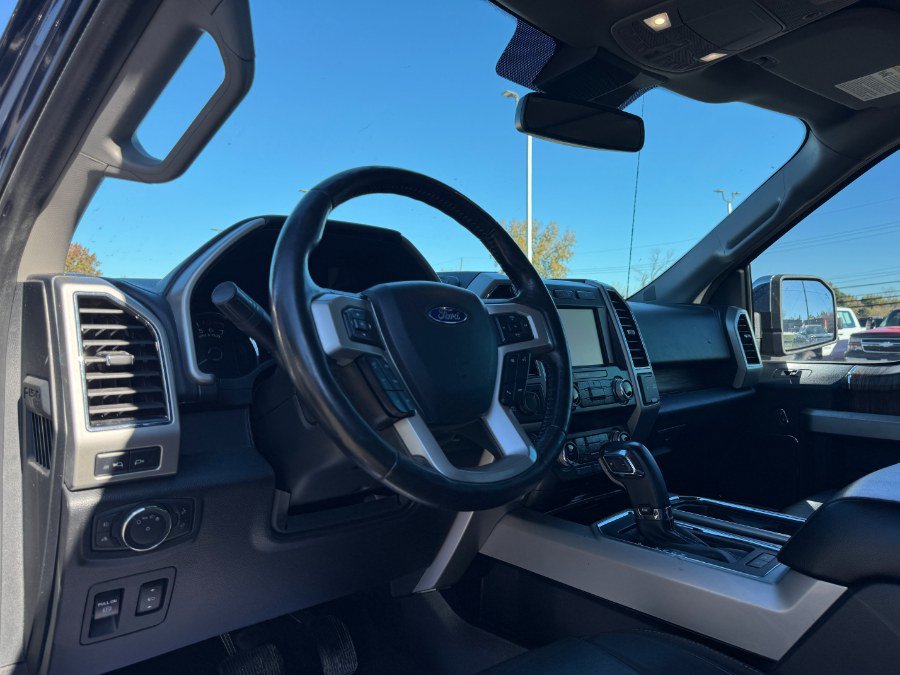 Used 2019 Ford F150 Lariat w/ Equipment Group 502A Luxury AWD/4WD image 14