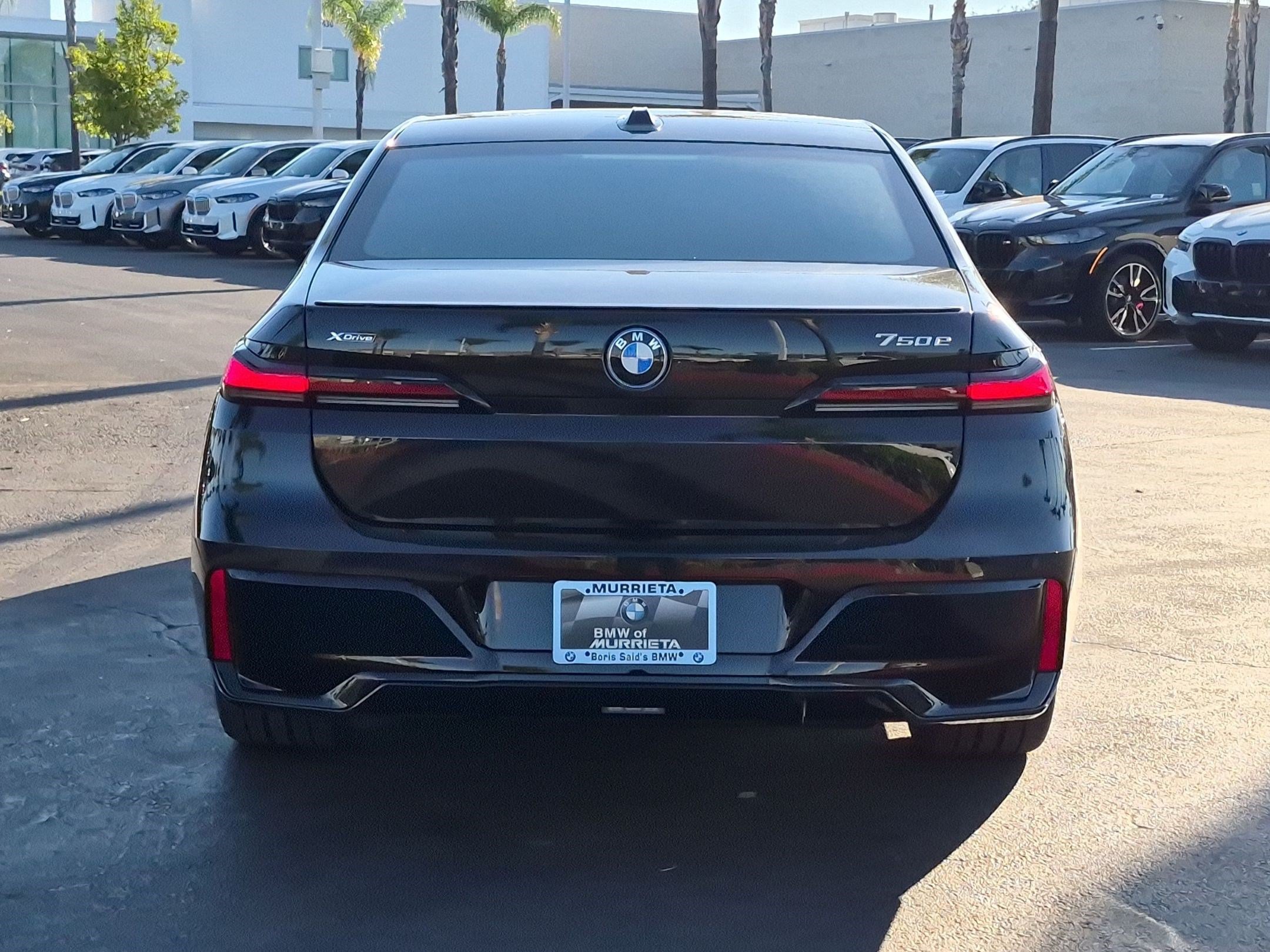New 2026 BMW 750e xDrive w/ Premium Package AWD/4WD image 9