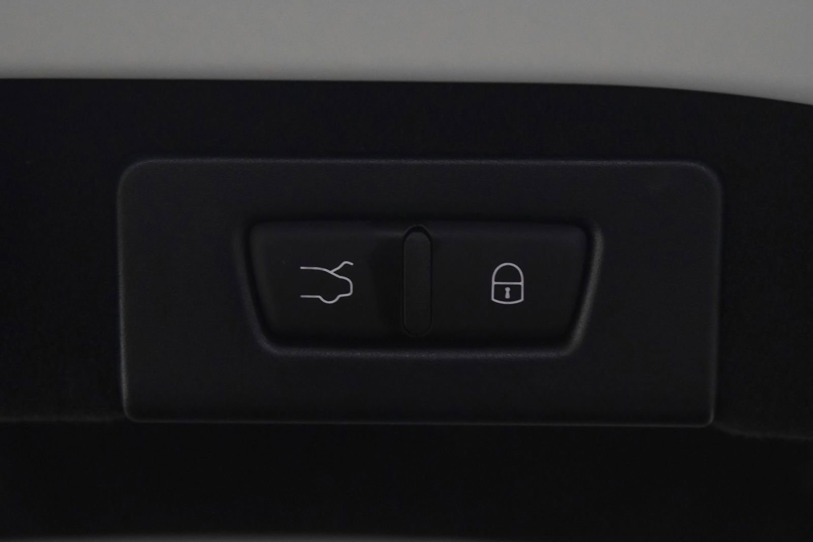 New 2024 Maserati Ghibli Modena Ultima Q4 image 8