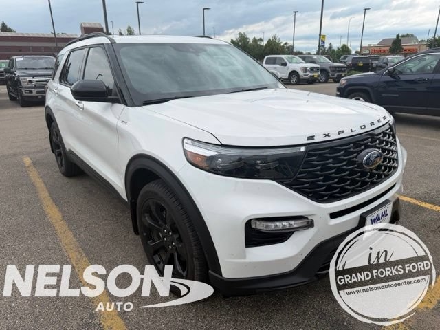 Certified 2023 Ford Explorer ST-Line w/ Class IV Trailer Tow Package AWD/4WD image 1