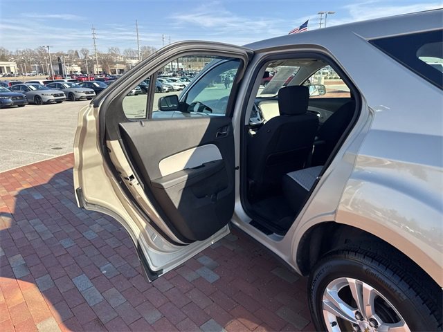 Used 2011 Chevrolet Equinox LS image 26