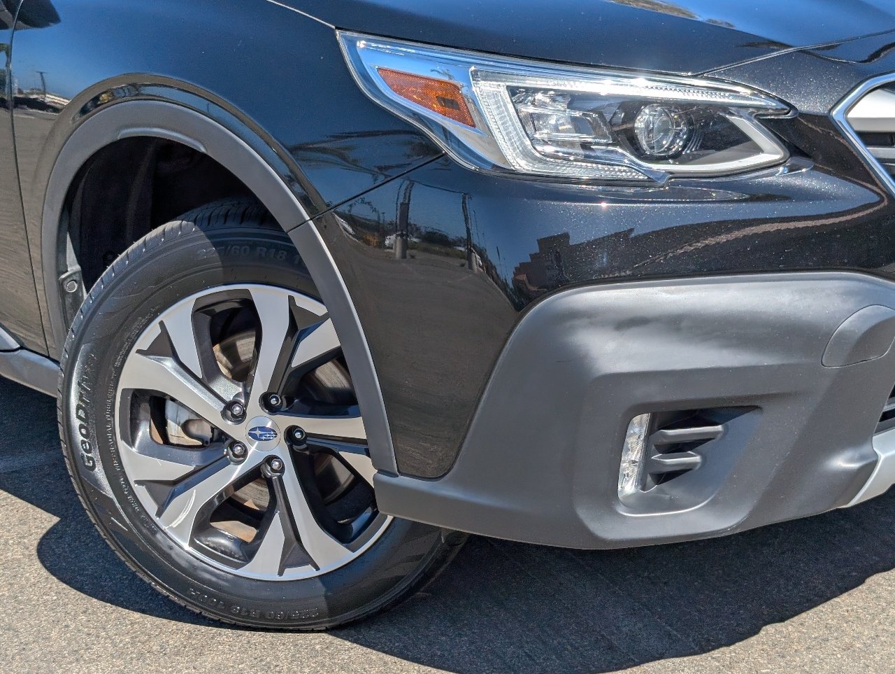 Used 2020 Subaru Outback Limited AWD/4WD image 10