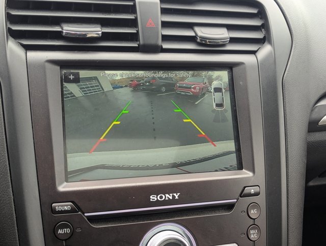 Used 2018 Ford Fusion Energi Titanium image 14