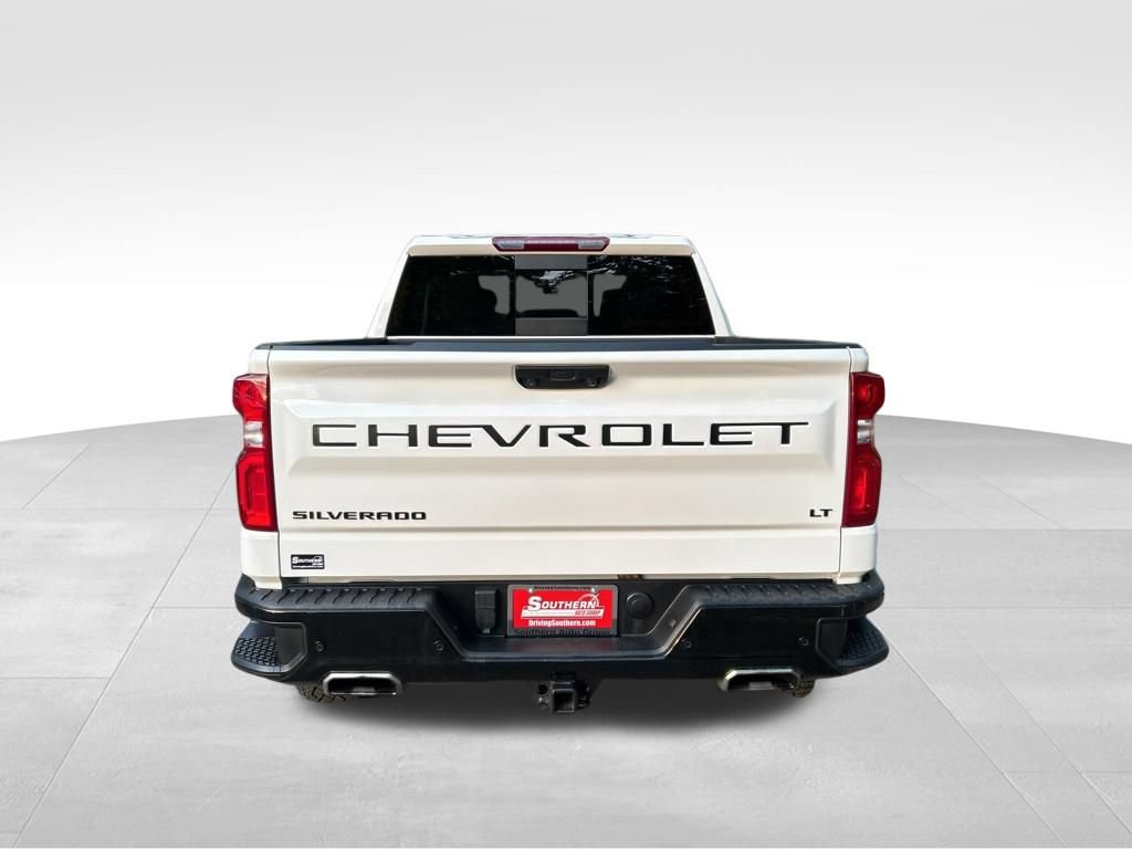 Used 2024 Chevrolet Silverado 1500 LT Trail Boss w/ Convenience Package II AWD/4WD image 4