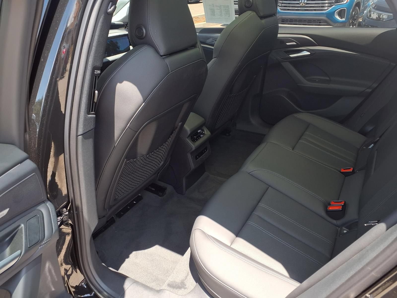 Used 2025 Audi A6 e-tron Premium Plus w/ Premium Plus RWD image 17