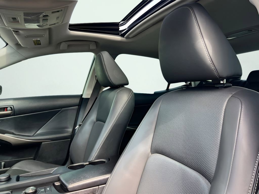 Used 2018 Lexus IS 300 w/ Accessory Package 2 image 38