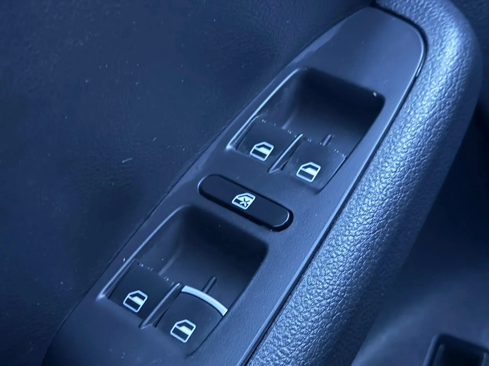 Used 2013 Volkswagen Jetta TDI FWD image 23