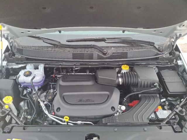 New 2026 Chrysler Pacifica Select image 30