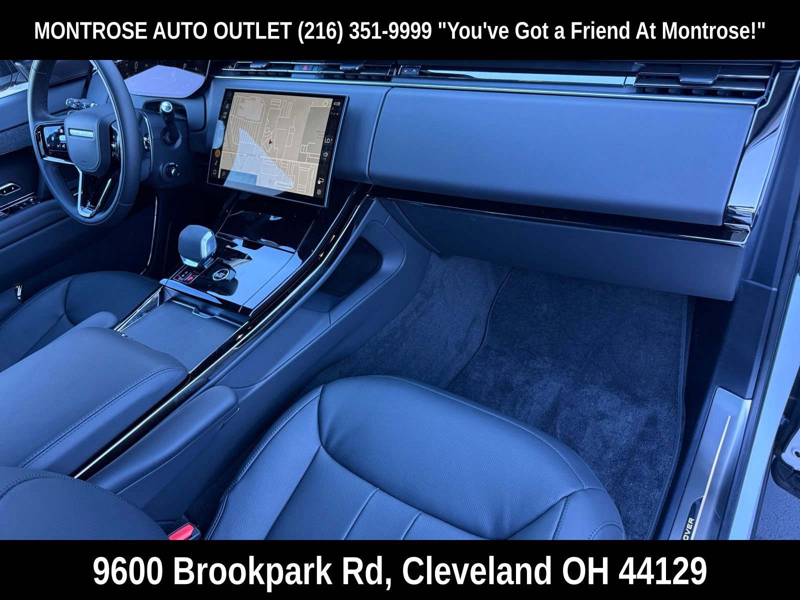 New 2025 Land Rover Range Rover Sport SE image 16