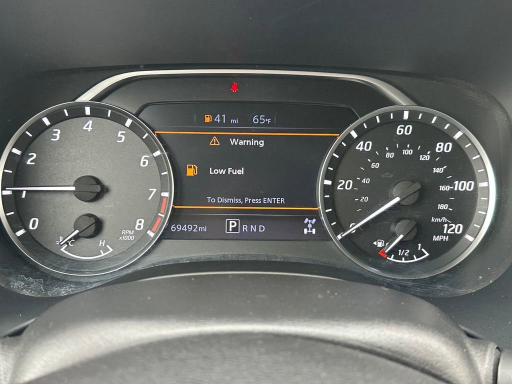 Used 2022 Nissan Frontier SV image 23