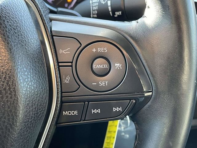 Used 2018 Toyota Camry SE image 21