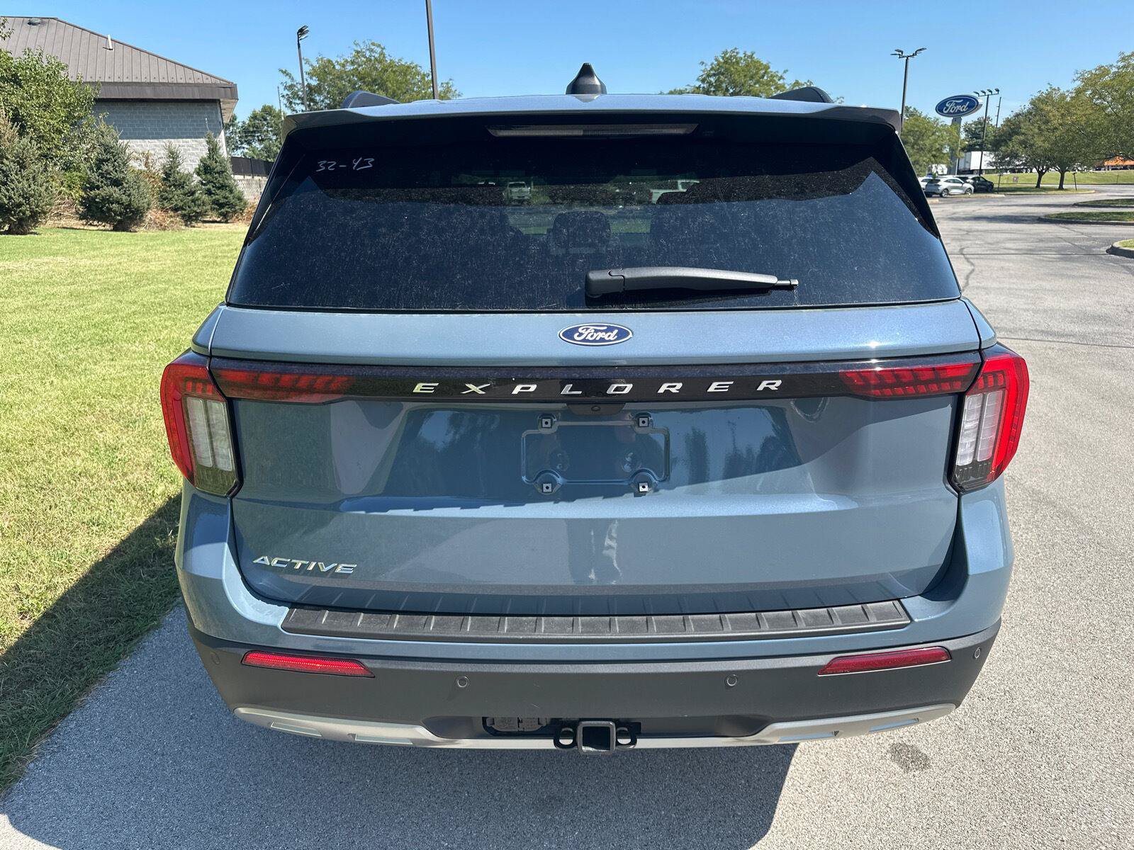 New 2027 Ford Explorer Active w/ Active Comfort Package AWD/4WD image 13