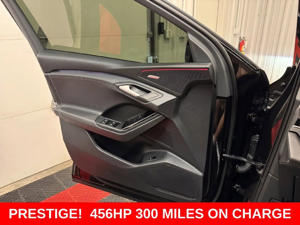 Used 2025 Audi Q6 e-tron Prestige w/ 20" Wheel Package AWD/4WD image 23