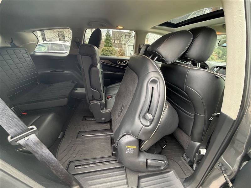 Used 2020 INFINITI QX60 Luxe w/ Essential Package AWD/4WD image 19