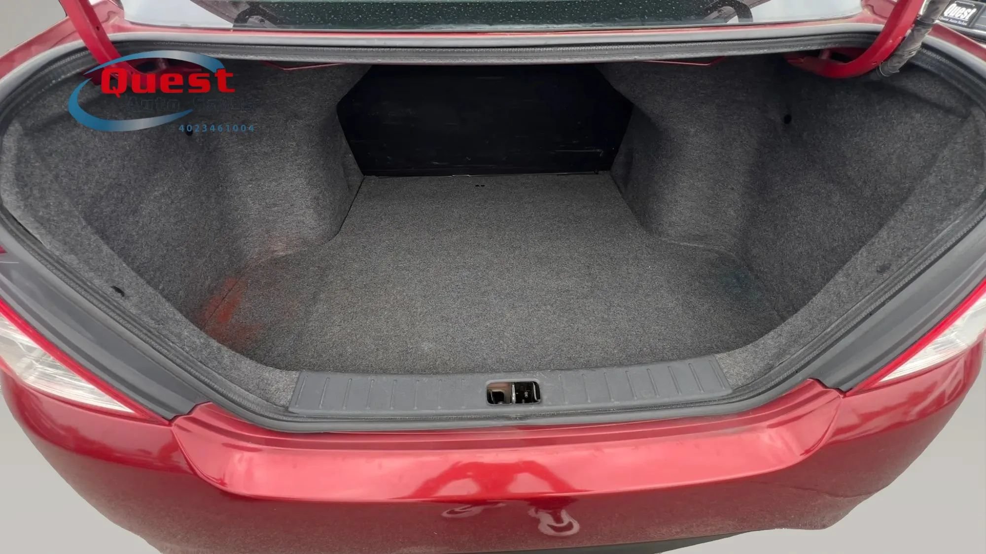 Used 2016 Nissan Versa S Plus FWD image 9