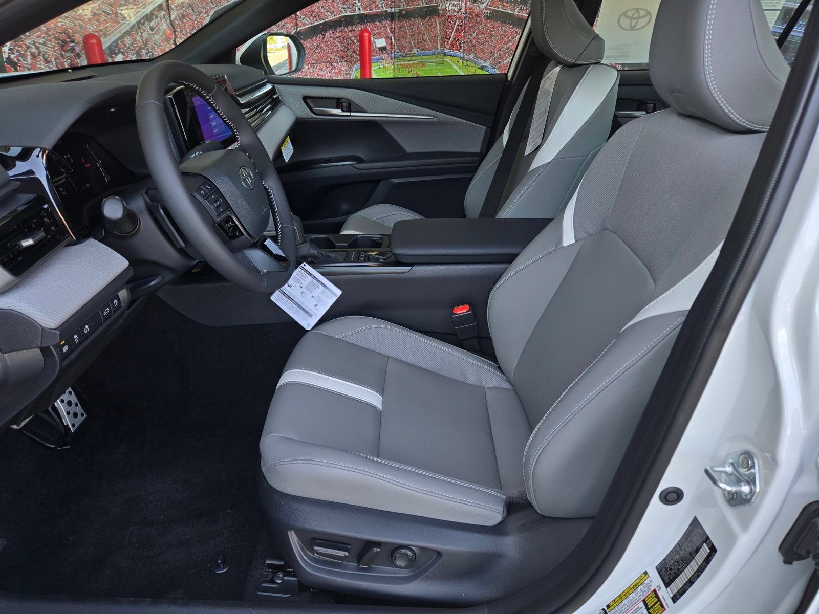 Certified 2026 Toyota Camry SE FWD image 15