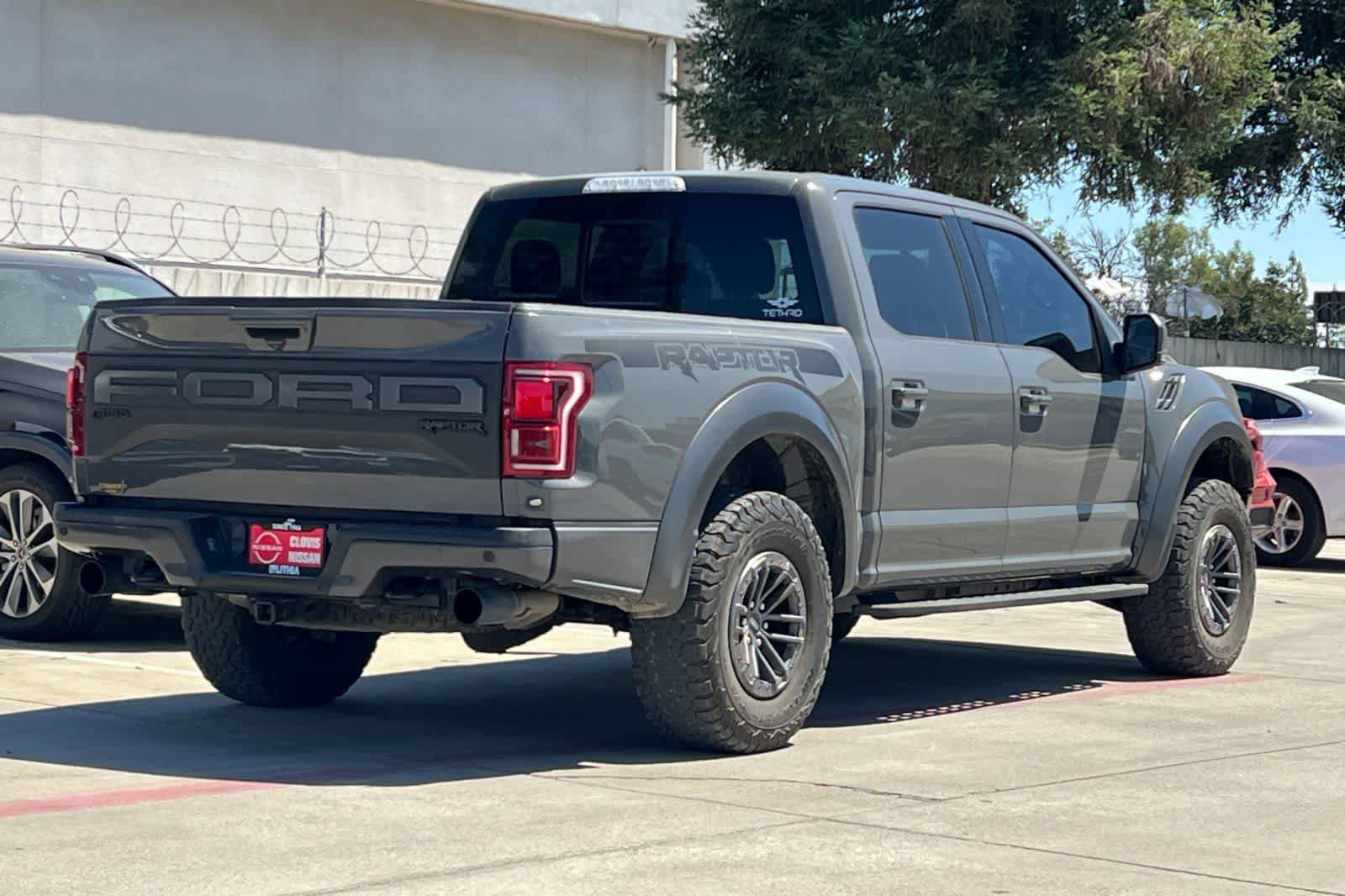 Used 2020 Ford F150 Raptor w/ Equipment Group 802A Luxury AWD/4WD image 3