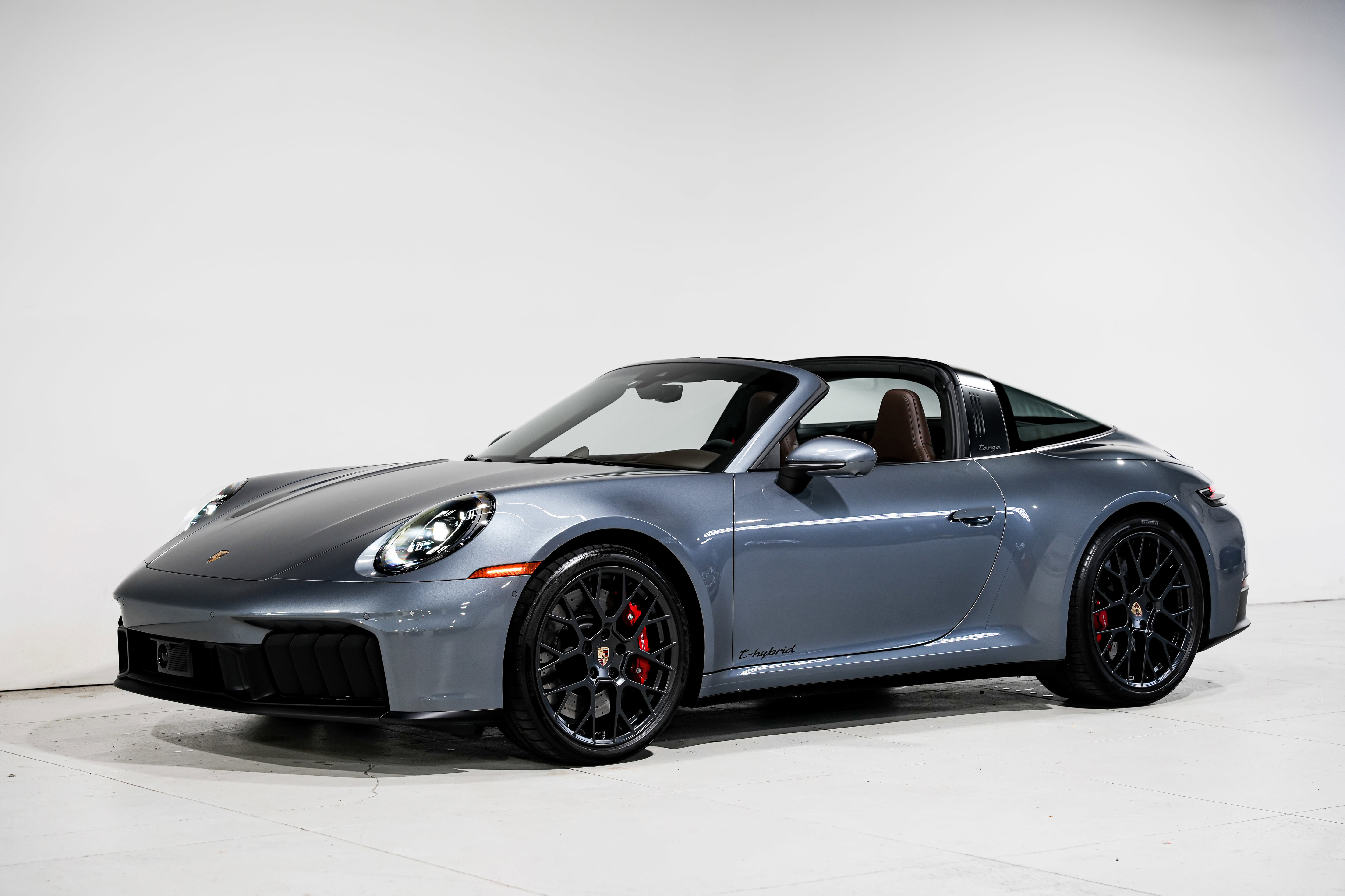 Used 2025 Porsche 911 Targa 4 GTS image 7