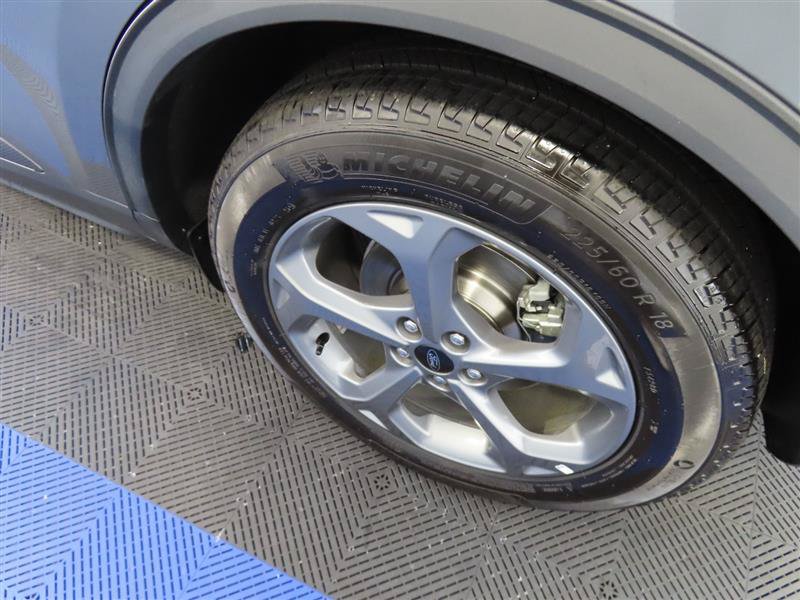 Used 2025 Ford Escape ST-Line FWD image 7