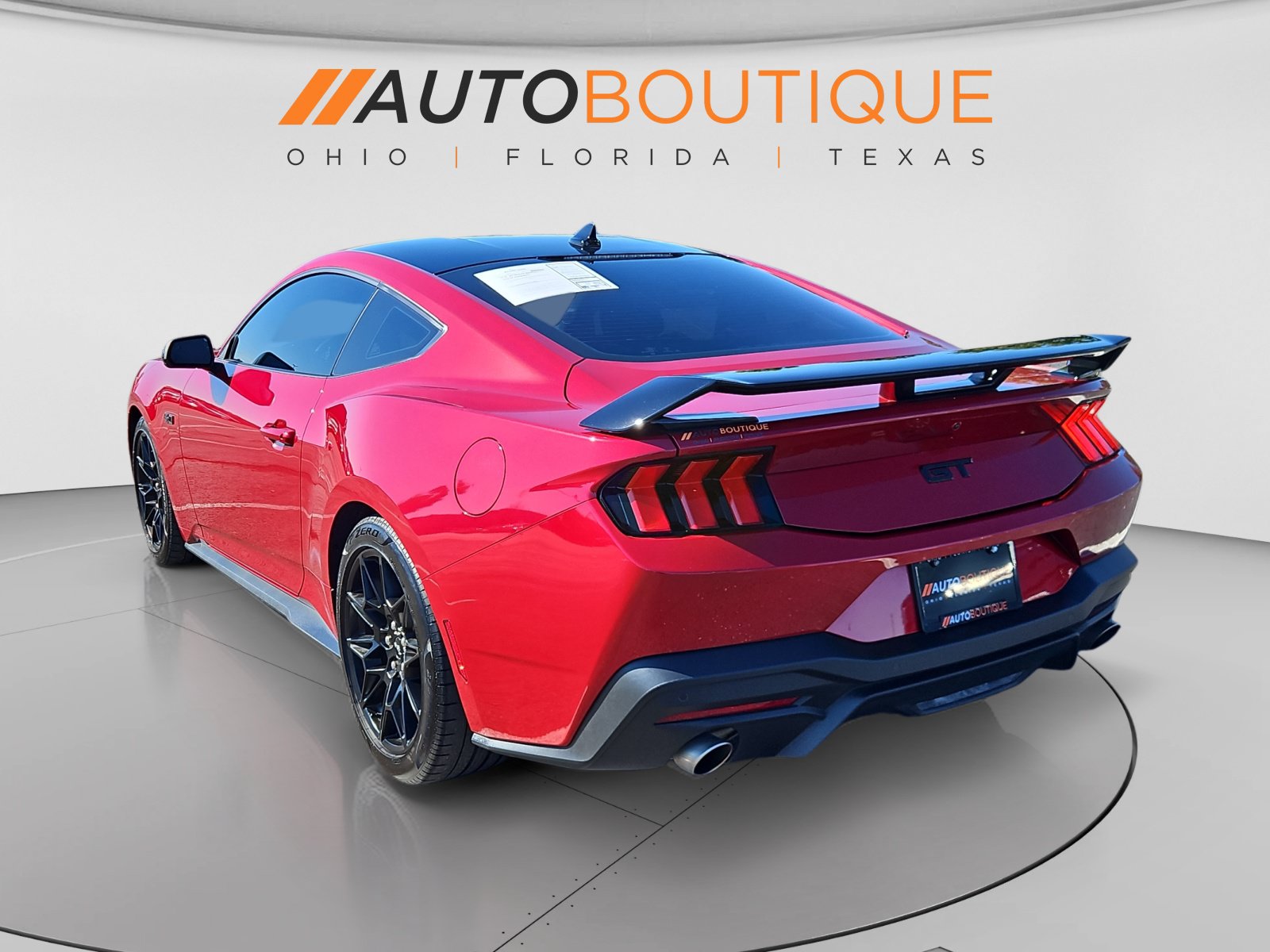 Used 2024 Ford Mustang GT Premium w/ GT Performance Package RWD image 3