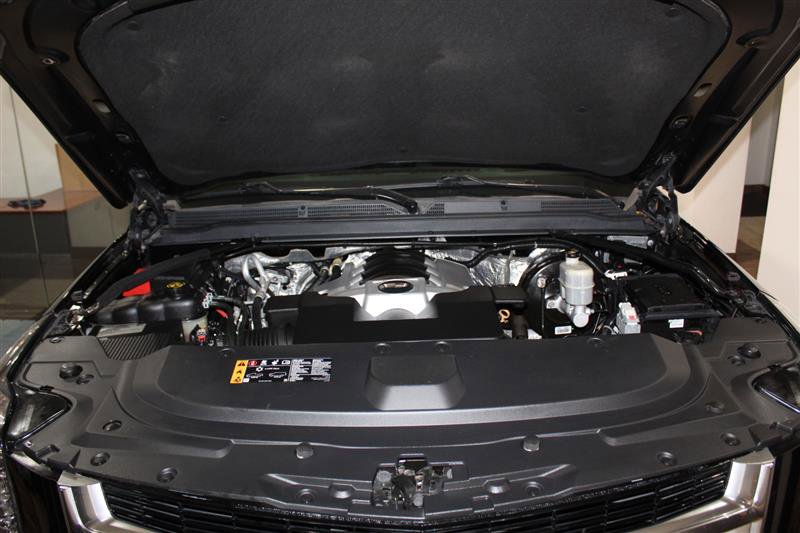 Used 2017 Cadillac Escalade Luxury AWD/4WD image 13