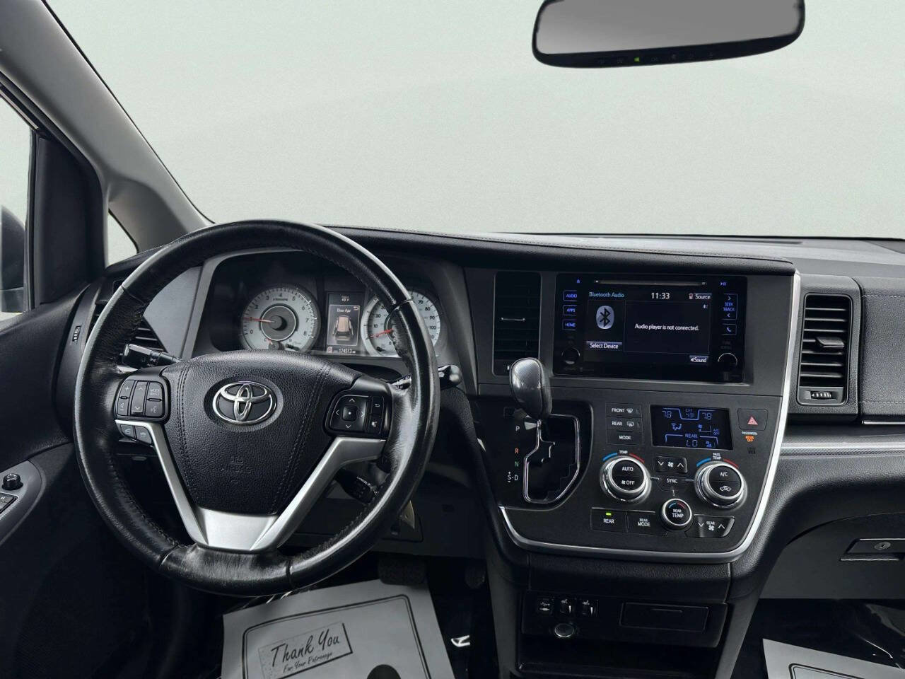 Used 2015 Toyota Sienna SE FWD image 18