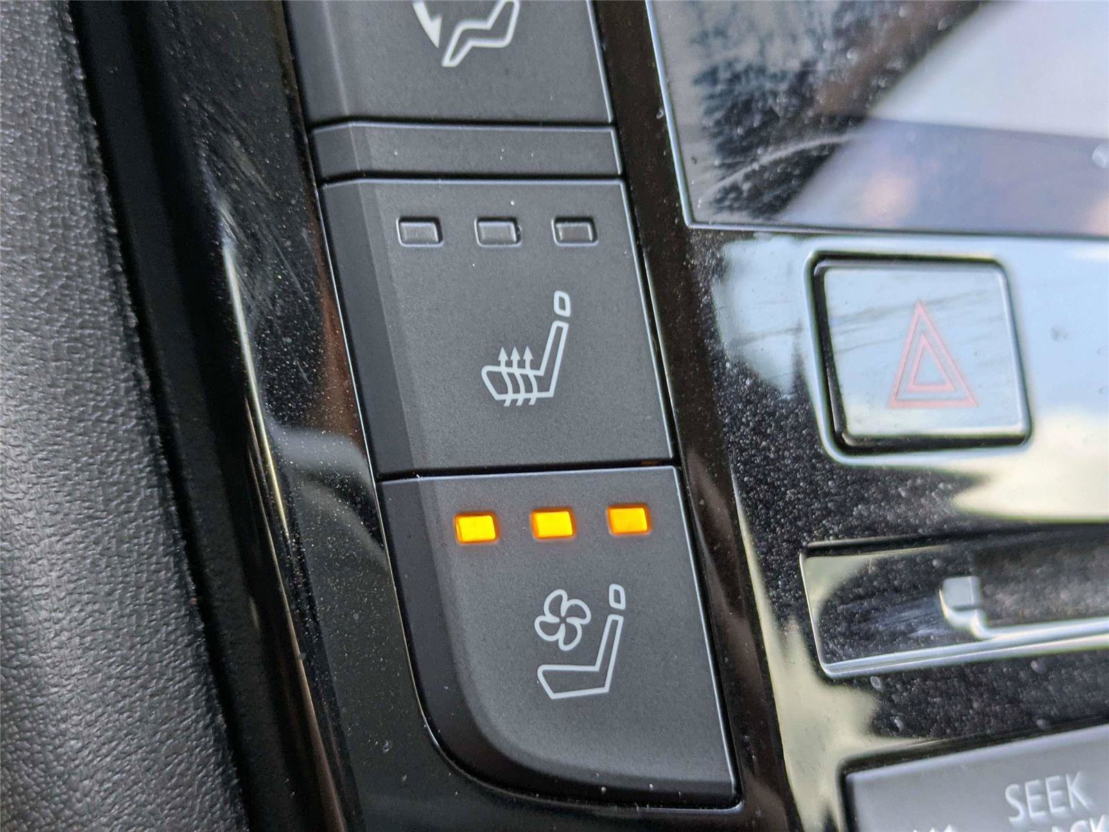Used 2023 INFINITI QX50 Sensory w/ Accent Package FWD image 25