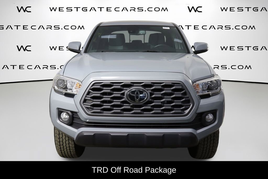 Used 2021 Toyota Tacoma TRD Off-Road image 2
