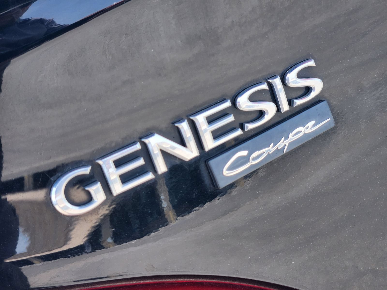 Used 2015 Hyundai Genesis 3.8 RWD image 13
