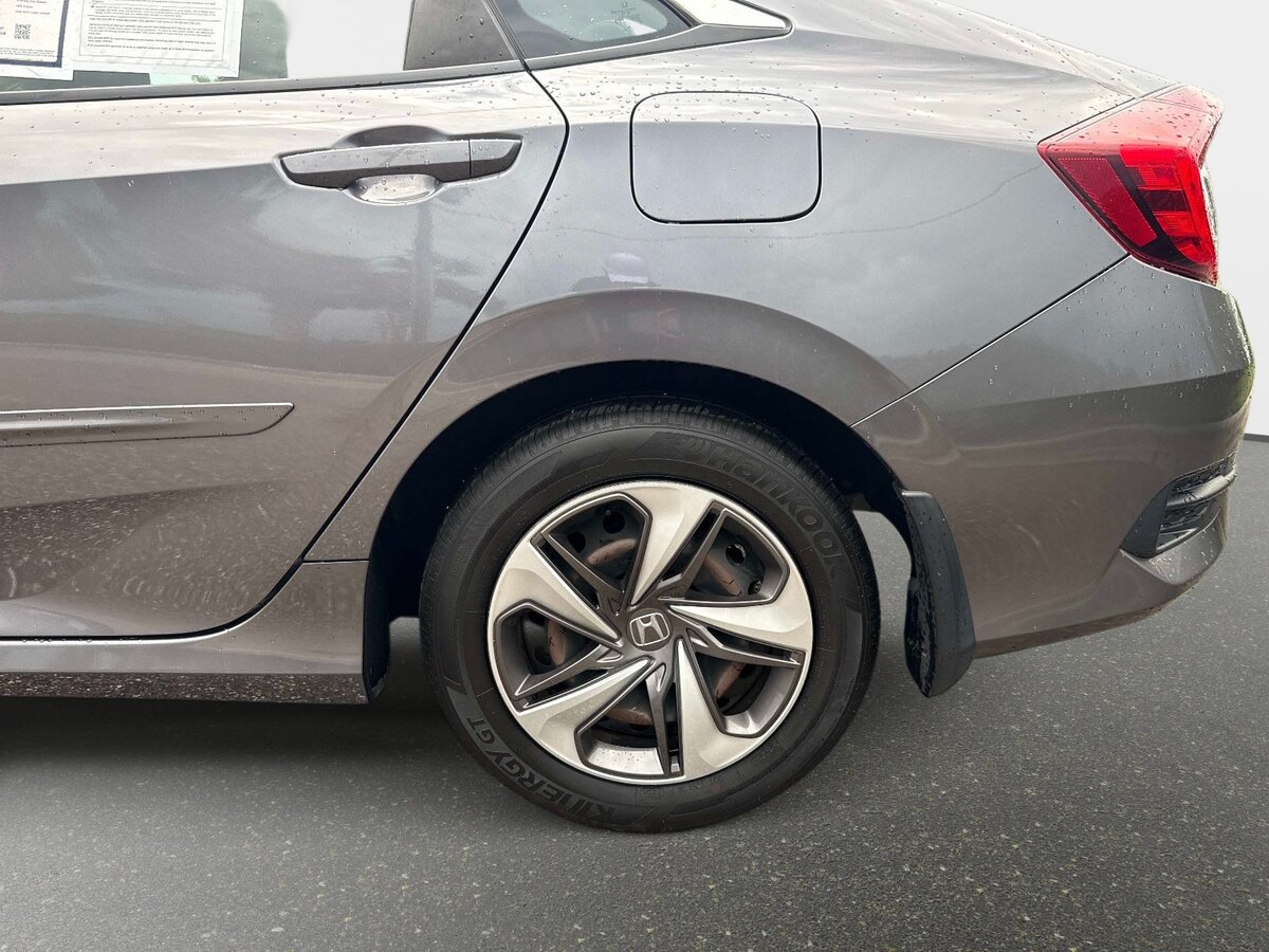 Used 2019 Honda Civic LX image 9