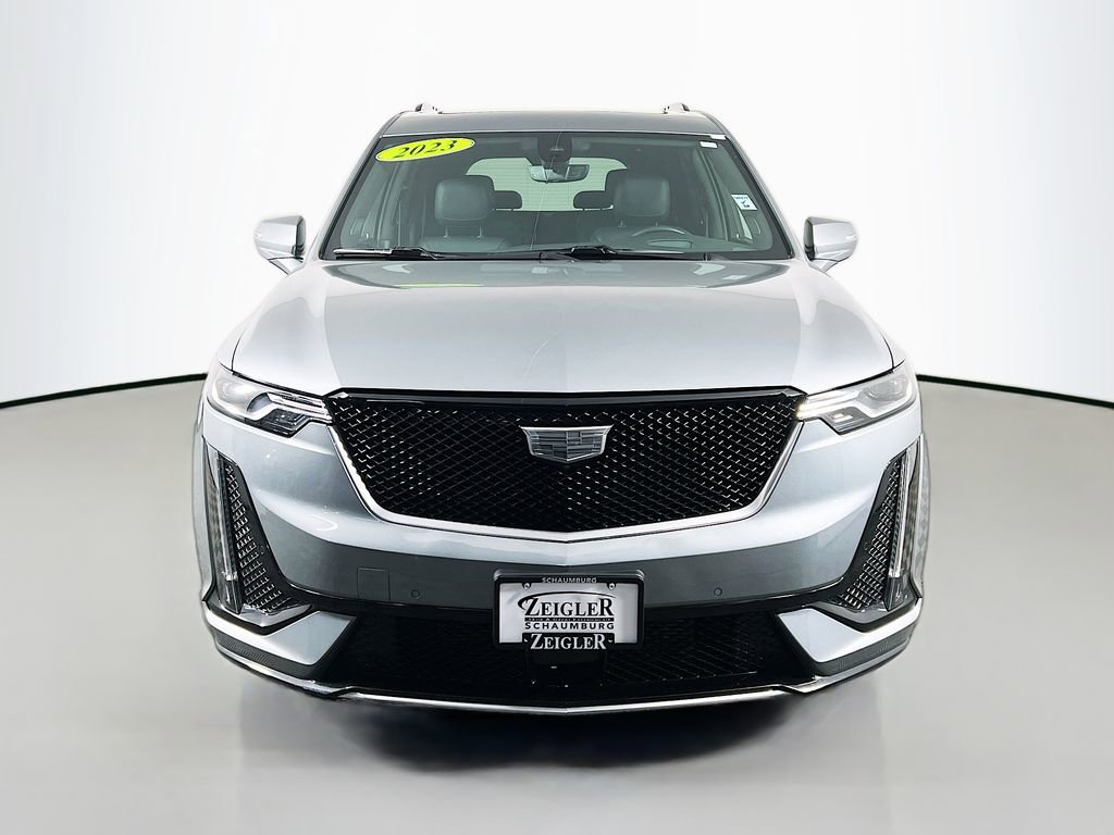 Used 2023 Cadillac XT6 Sport w/ Technology Package image 2