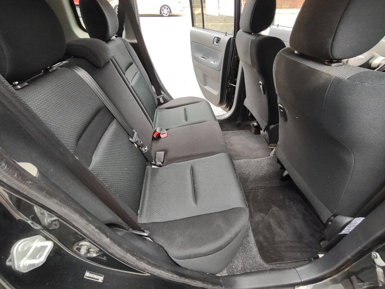 Used 2006 Scion xB FWD image 14