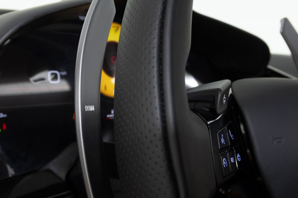 Used 2026 Ferrari Purosangue AWD/4WD image 37