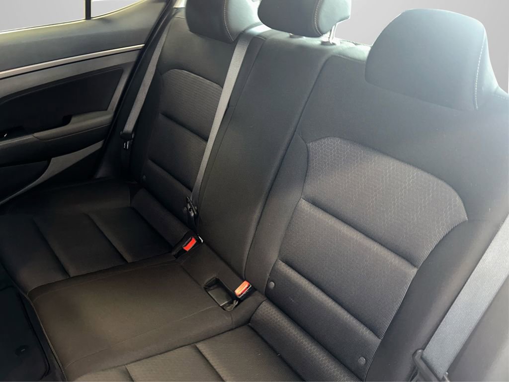 Used 2017 Hyundai Elantra Value Edition image 17