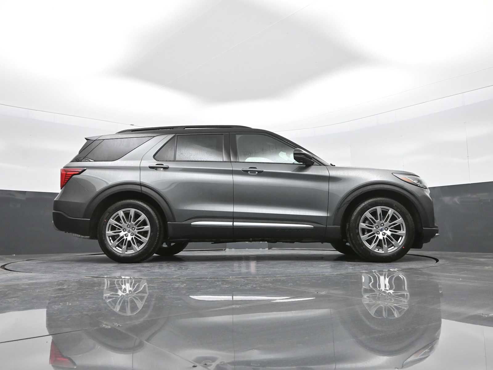 New 2026 Ford Explorer Platinum image 65