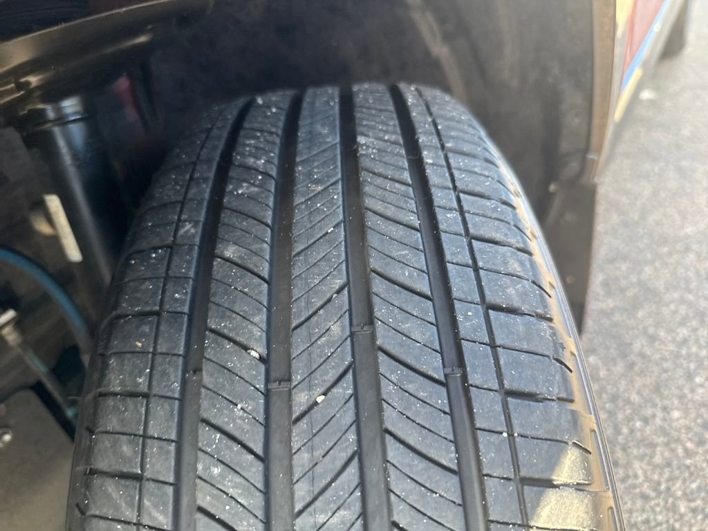 Used 2022 Toyota RAV4 SE image 41